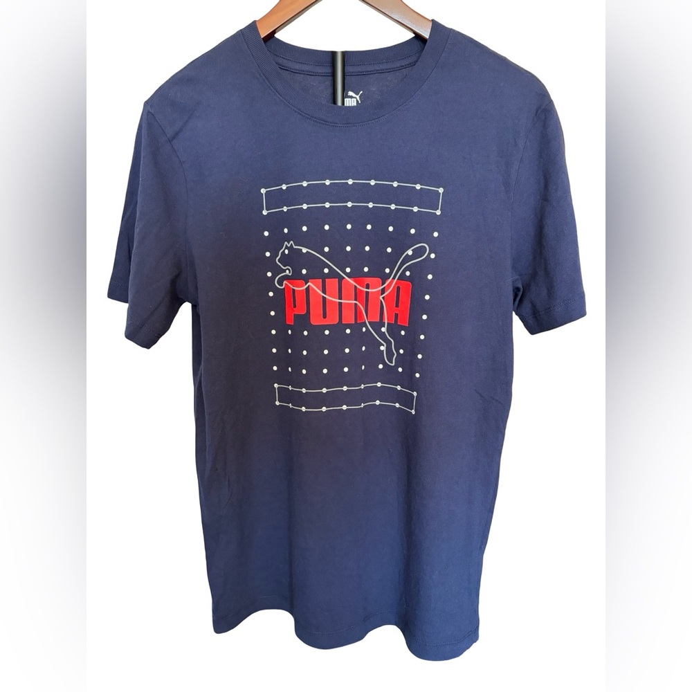 3/$15 Like New! Puma Navy Short Sleeve Reflective Tee Small